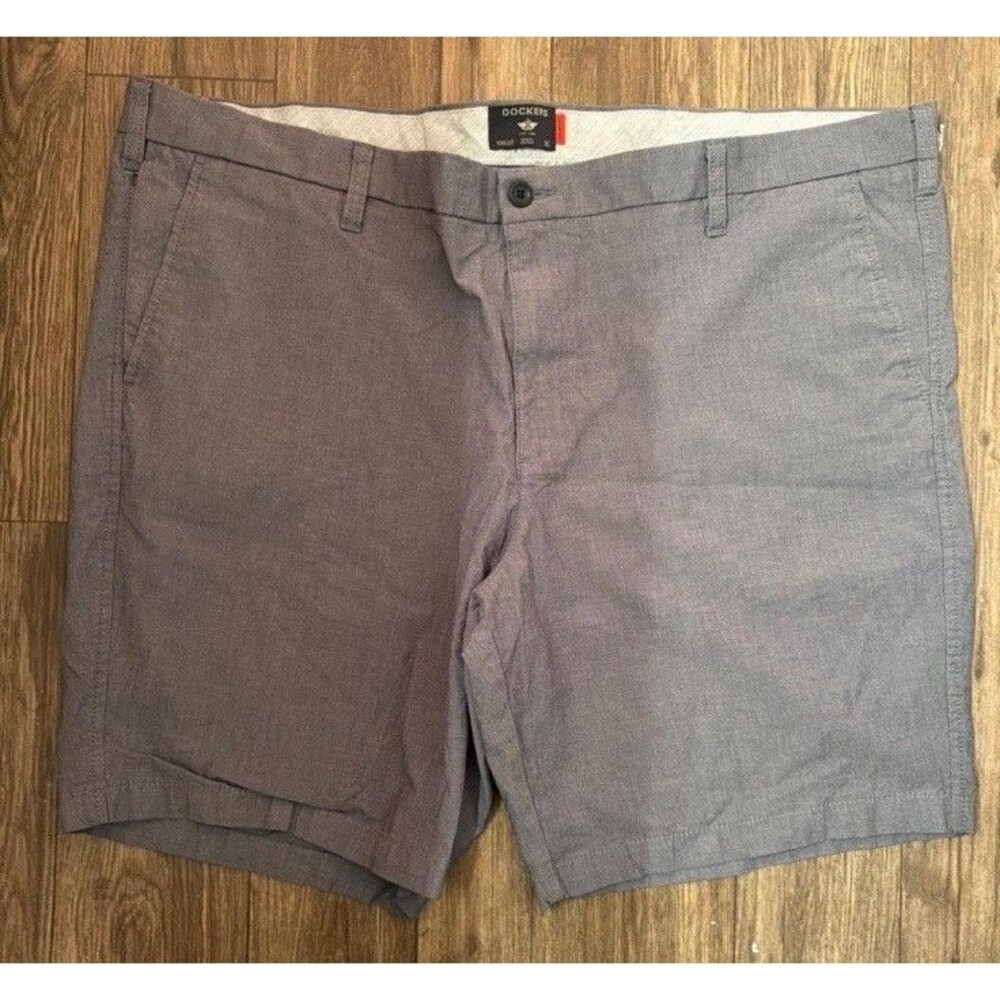 Dockers Supreme Flex 9" Chino Shorts in Grey; Men's 42 Pockets Golf Stretch